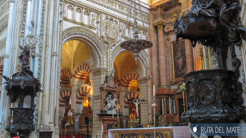 The contrasts of the Mosque-Cathedral of Cordoba, with Christian decorations and in the background the arches of what was once the ancient mosque.