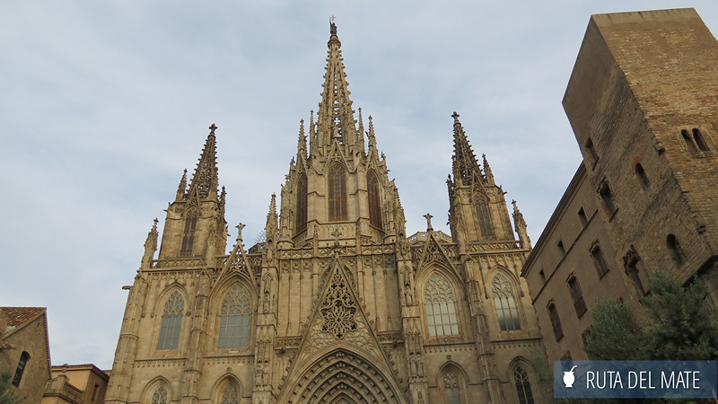 Fachada principal de la Catedral de Barcelona
