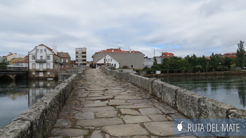 Puente romano del siglo XIII en Ramallosa, en una de las etapas del Camino de Santiago portugués por la costa