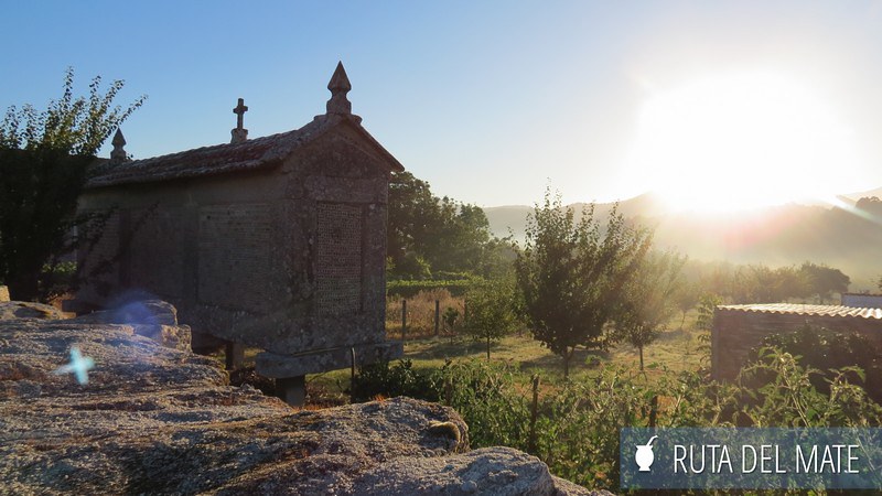 Horreos usados para almacenaje de granos y cereales en al camino de Santiago