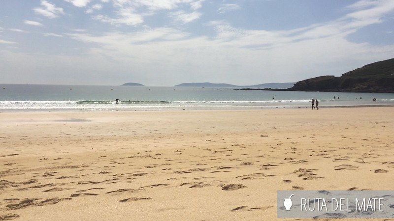 La playa de Montalvo con su arena fina en las cercanías de Sanxenxo