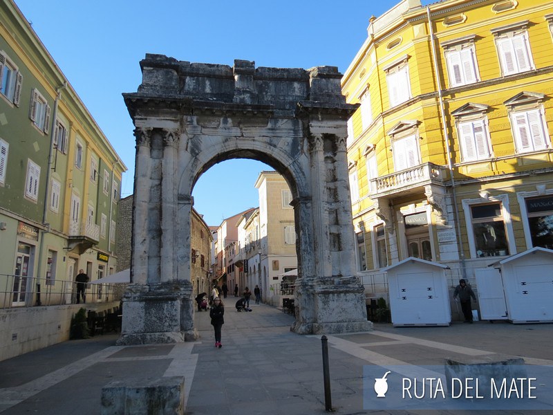 Sergian Arch in Pula