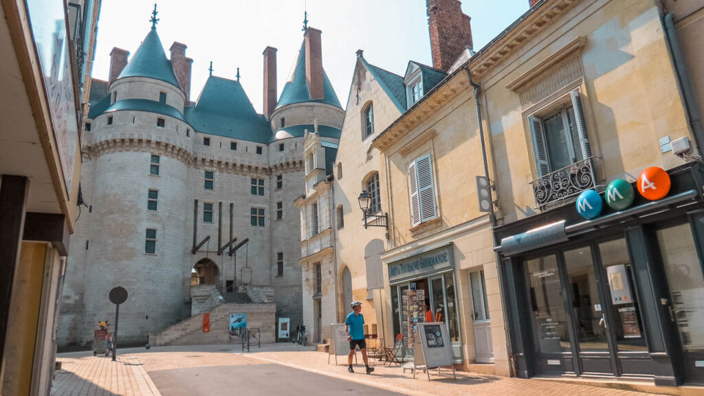 El acceso al Castillo de Langeais