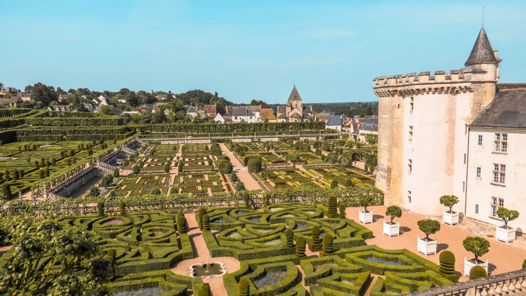 Los imponentes jardines del castillo de Villandry vistos desde arriba