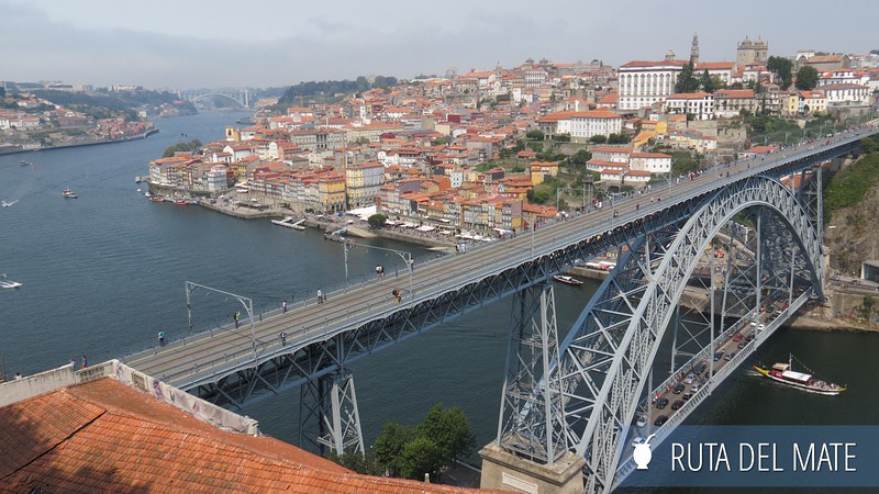 Puente Don Luis I en Oporto, Portugal