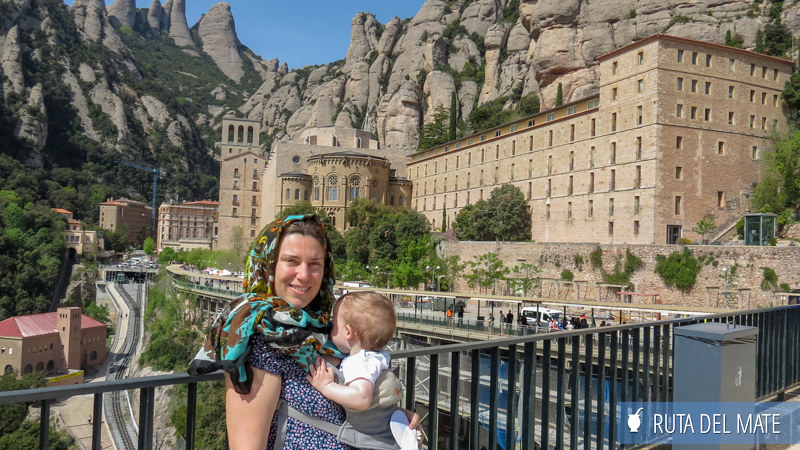 Flor with Benja and the Montserrat Monastery in the background
