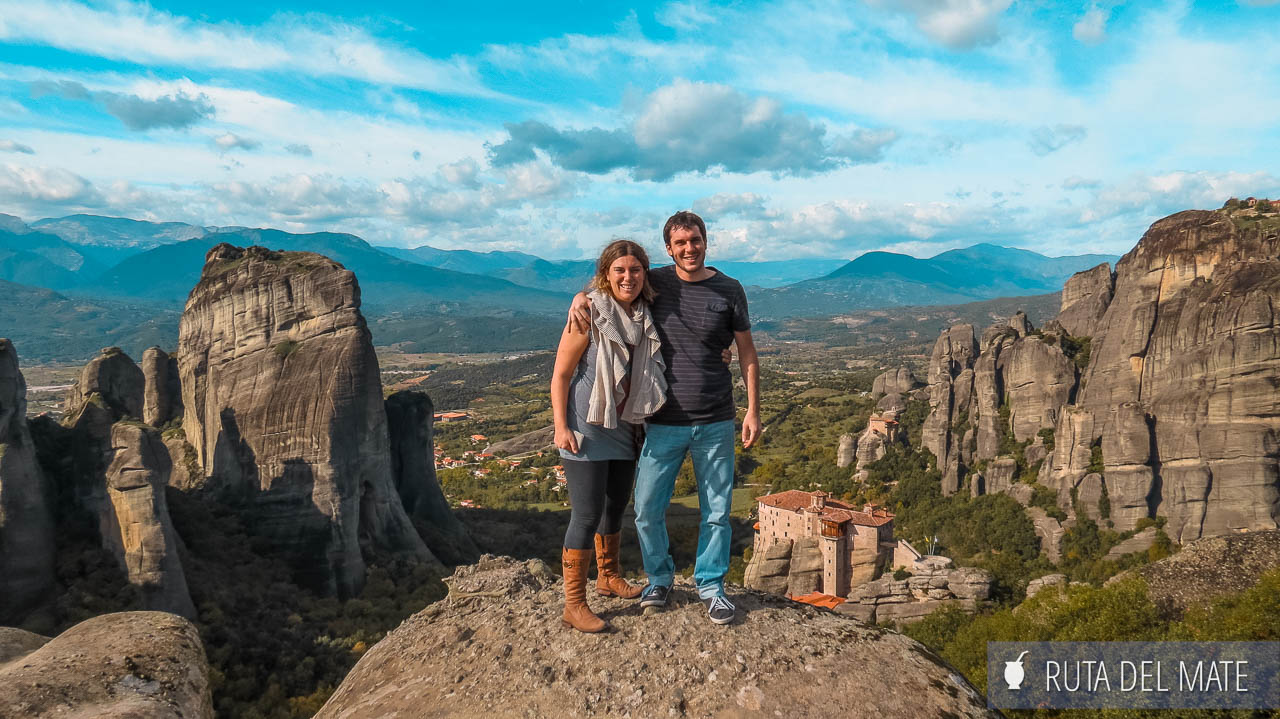 Flor and Juan with the mountain scenery surrounding the monasteries of Meteora